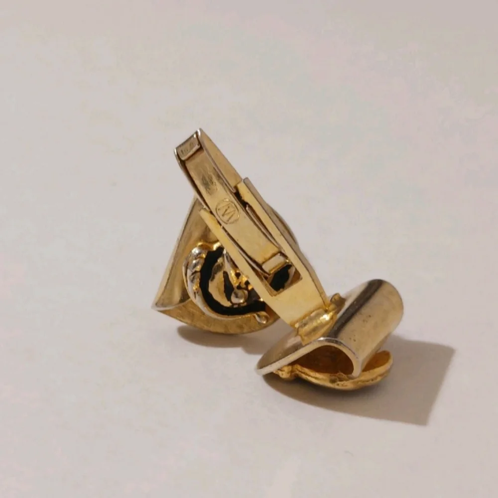 VTG Roman Soldier Warrior Cufflinks Gold Tone Black Enamel Mid Century Knight